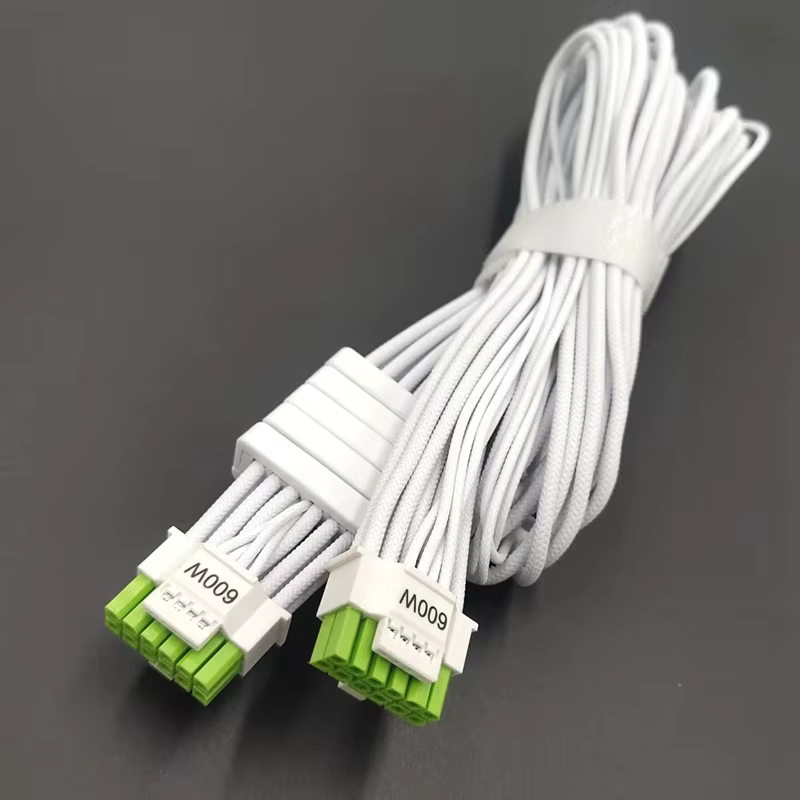 Dual-Color 12+4 PCIE 5.0 Compatible 12VHPWR Cable for RTX 3090Ti 4070Ti 4080 4090 GPUs 2*8P 16AWG Connectors PVC TPE Jackets
