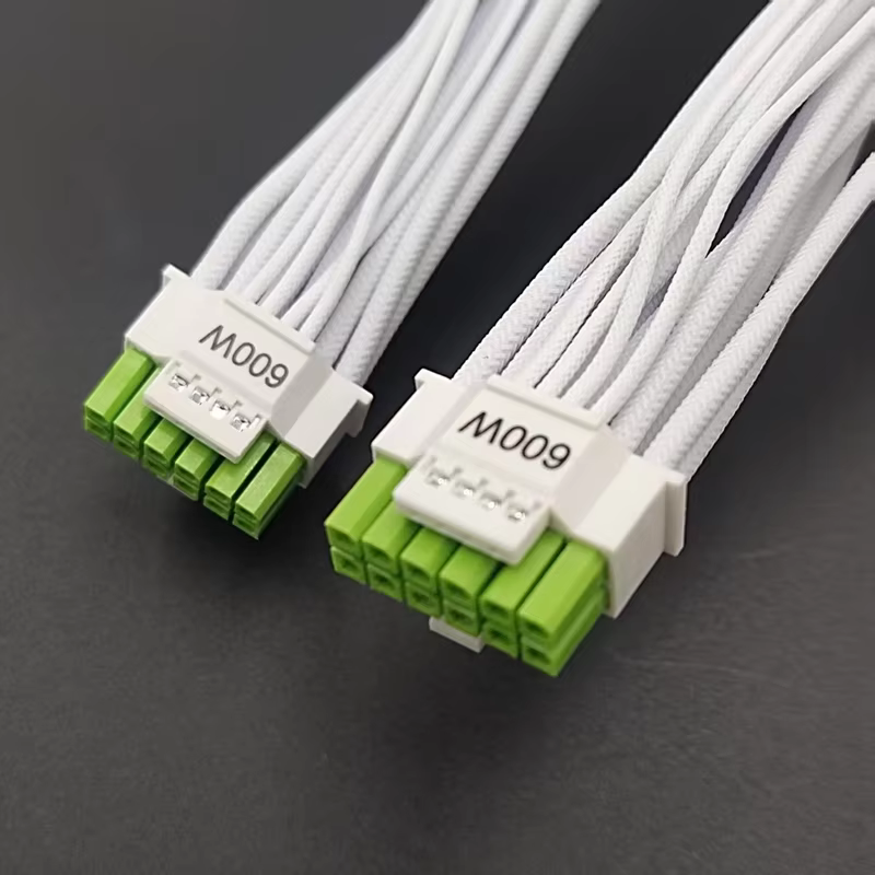 Dual-Color 12+4 PCIE 5.0 Compatible 12VHPWR Cable for RTX 3090Ti 4070Ti 4080 4090 GPUs 2*8P 16AWG Connectors PVC TPE Jackets